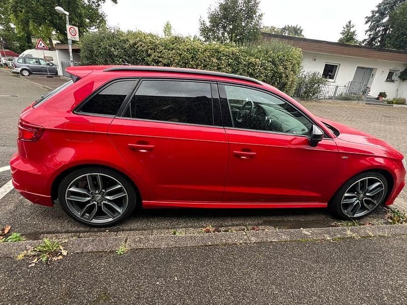 Gebraucht Audi A3 Sport 150 PS (110 kW) 2019 Rot Limousine