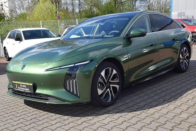 Gebraucht DFSK Forthing 7 209 PS (153 kW) 2026 Grün Limousine