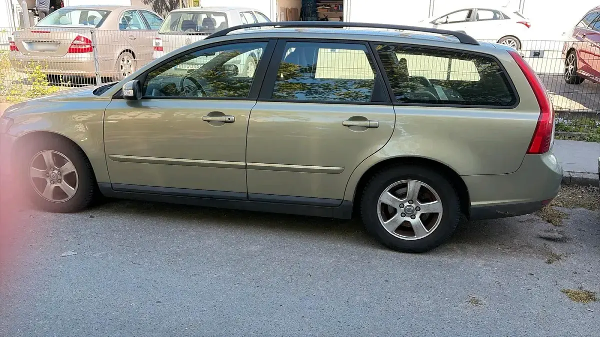 Usata Volvo V50 2007 Giallo Station wagon