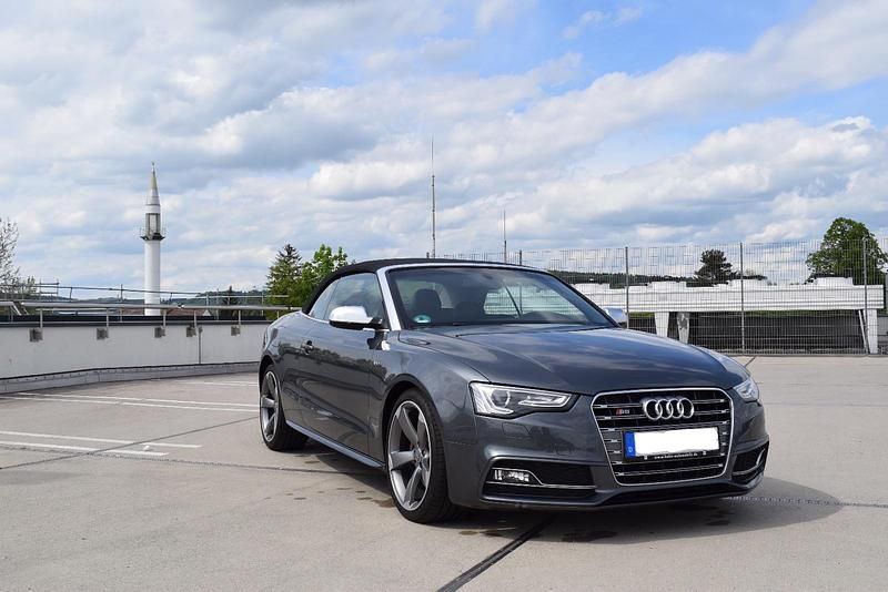 Grau Gebraucht 2014 Audi S5 Cabriolet Cabrio | 28.500 € (Fairer Preis) - Bild 1/4