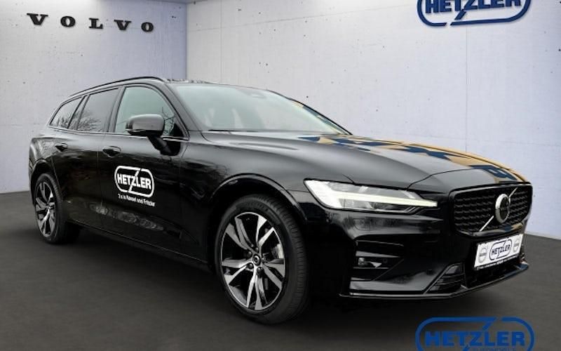 Gebraucht Volvo V60 Plus 197 PS (144 kW) 2023 Schwarz Kombi