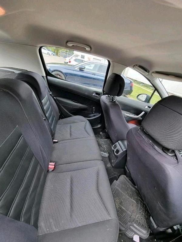 Gebraucht Peugeot 308 130 PS (95 kW) 2009 Schwarz Limousine