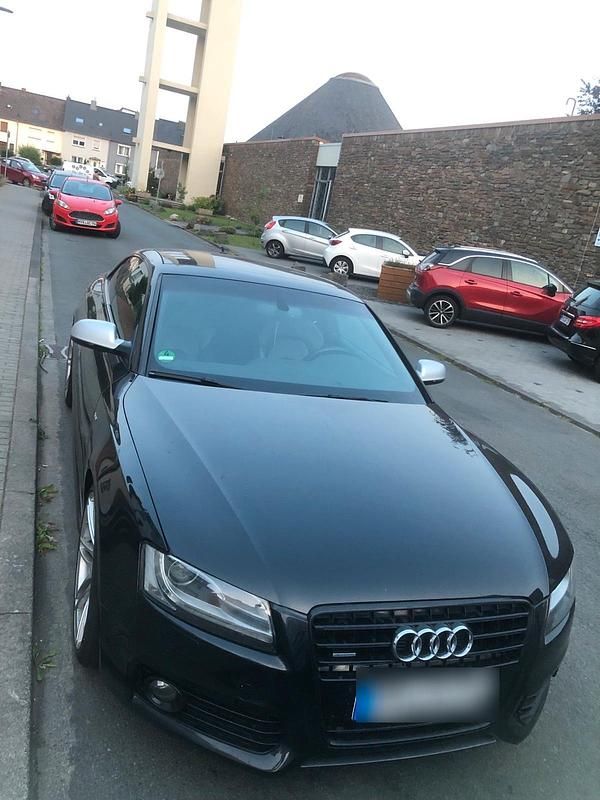 Schwarz Gebraucht 2011 Audi A5 S-Line Coupé | 11.300 € (Fairer Preis) - Bild 1/4