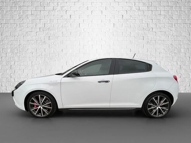 Gebraucht Alfa Romeo Giulietta Veloce 241 PS (177 kW) 2018 Colore esterno (alfa weiss) Kleinwagen