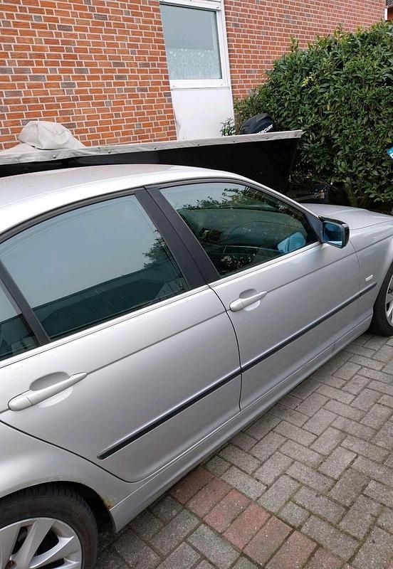 Usata BMW 323 170 CV (125 kW) 2000 Argento Berlina