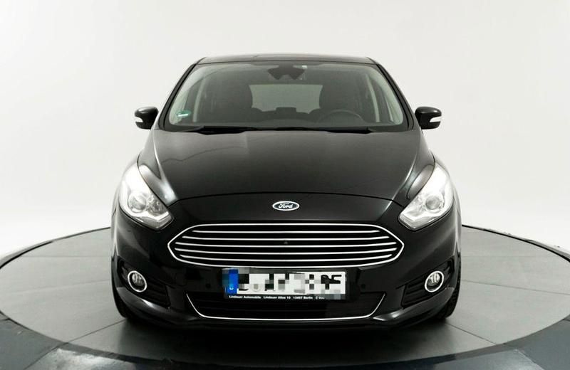 Schwarz Gebraucht 2017 Ford S-MAX S Van / Kleinbus | 16.170 € (Etwas zu teuer) - Bild 1/4