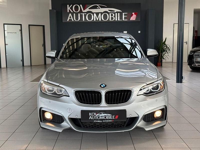 Silber Gebraucht 2014 BMW 225 M Sport Coupé | 14.600 € (Fairer Preis) - Bild 1/4
