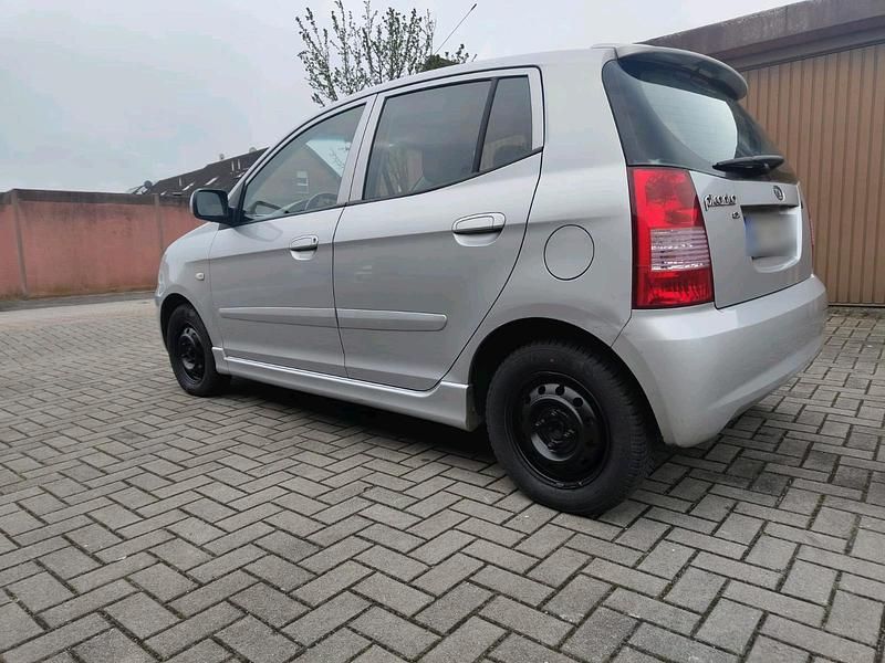 Gebraucht Kia Picanto 65 PS (47 kW) 2005 Silber Kleinwagen