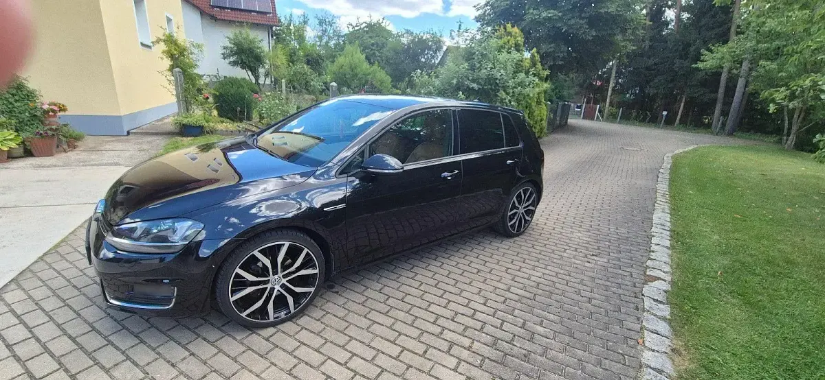 Gebraucht VW Golf VII Edition 150 PS (110 kW) 2015 Schwarz Limousine