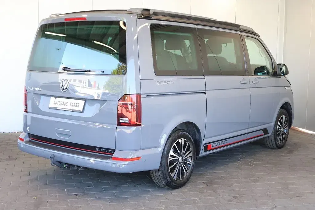 Gebraucht VW California Edition 150 PS (110 kW) 2023 Grau Van