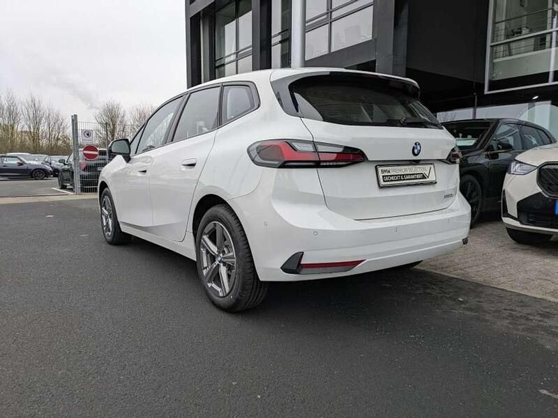 Gebraucht BMW 220 156 PS (114 kW) 2025 Alpinweiss uni Kombi