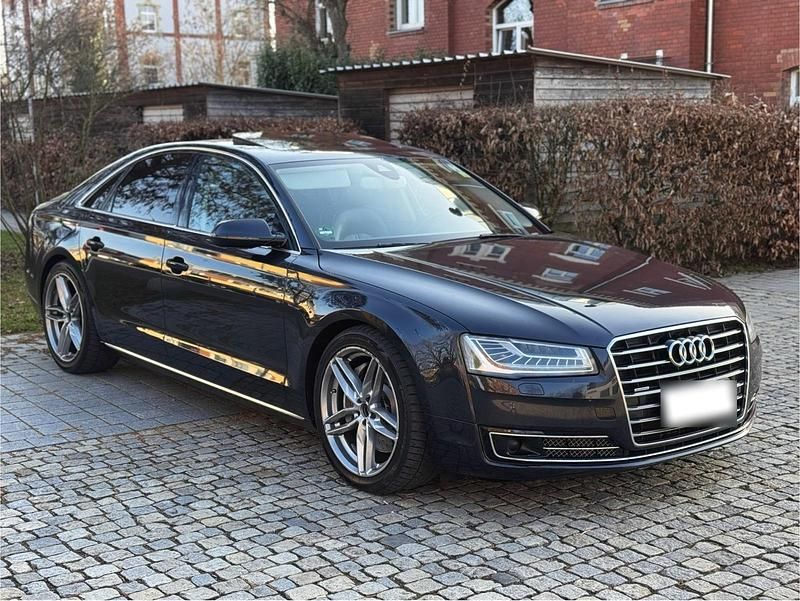 Gebraucht Audi A8 385 PS (283 kW) 2013 Blau Limousine