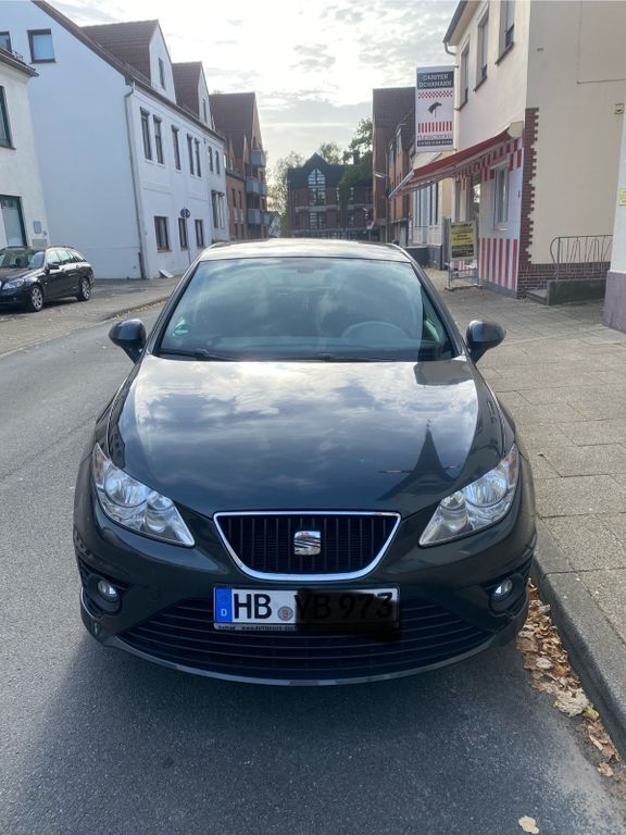 Schwarz Gebraucht 2011 Seat Ibiza Copa Limousine | 4.200 € (Fairer Preis) - Bild 1/4