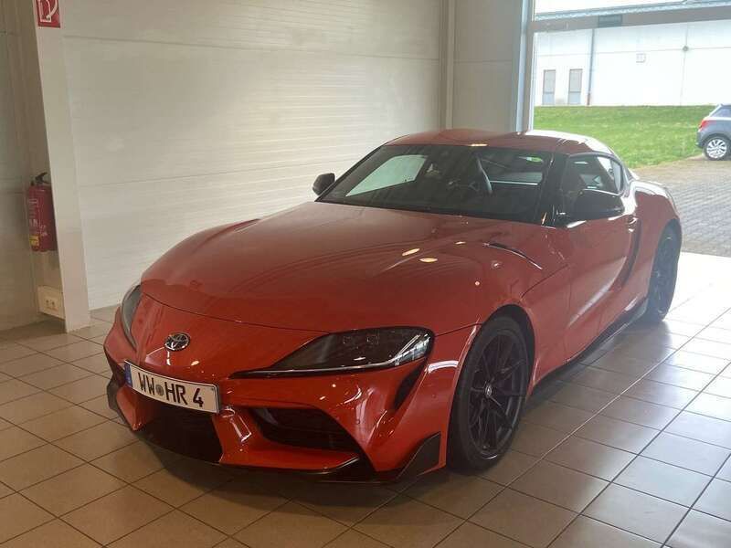 Plasma orange Gebraucht 2024 Toyota Supra Edition Coupé | 64.780 € (Fairer Preis) - Bild 1/4