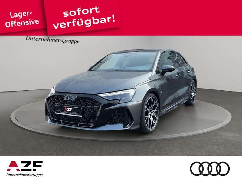 Daytonagrau perleffekt Neu 2025 Audi RS3 Kleinwagen | 83.360 € - Bild 1/4