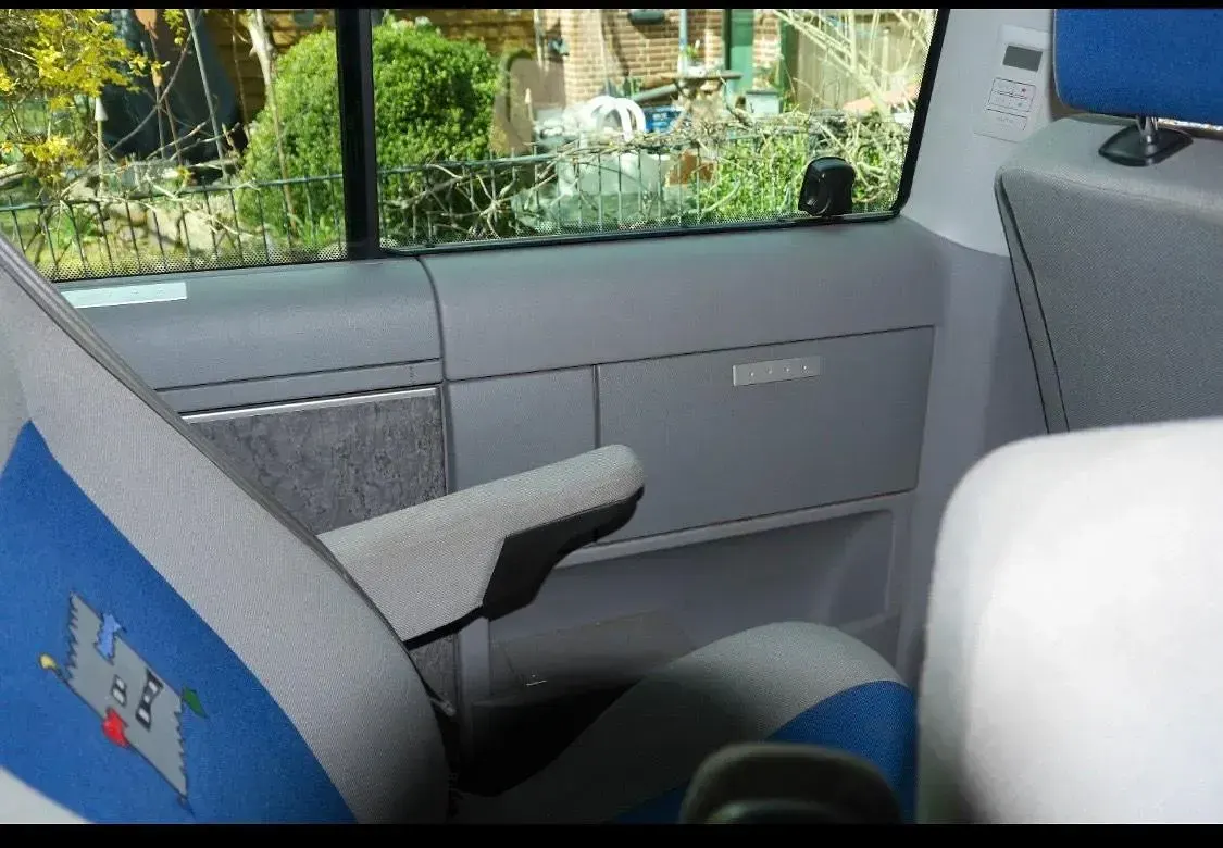 Second-hand VW T4 102 CP (75 kW) 2002 Argintiu Van