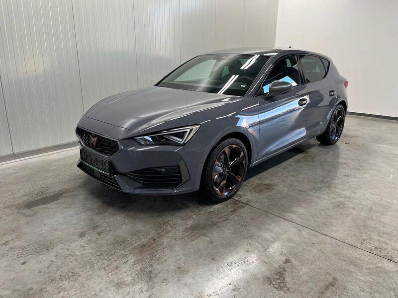 Usata Cupra Leon 150 CV (110 kW) 2024 Grigio Berlina