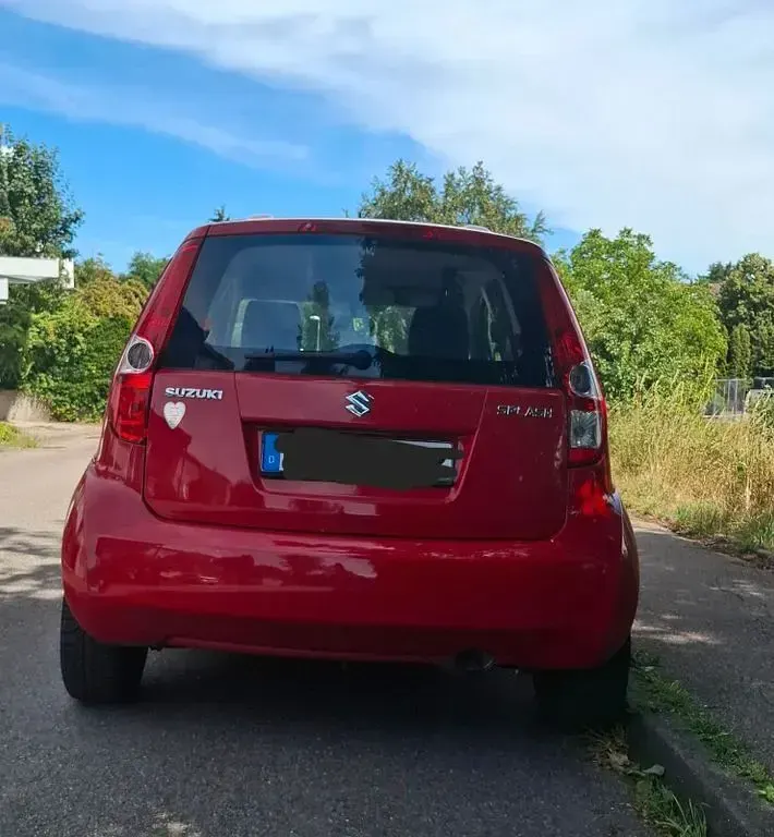 Gebraucht Suzuki Splash Club 65 PS (47 kW) 2009 Rot Kleinwagen