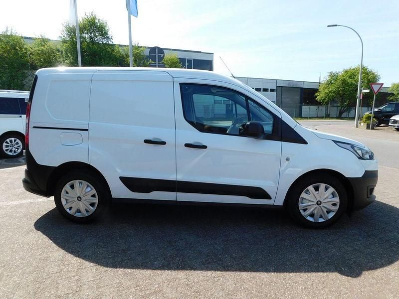 Second-hand Ford Transit Connect 75 CP (55 kW) 2023 Alb Monovolum
