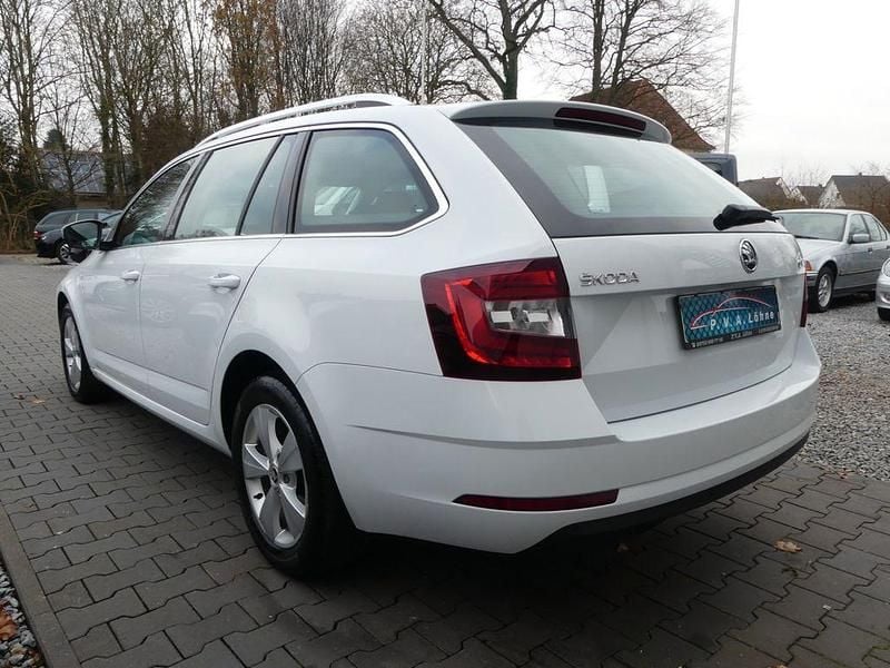 Gebraucht Skoda Octavia Style 150 PS (110 kW) 2019 Weiß Limousine