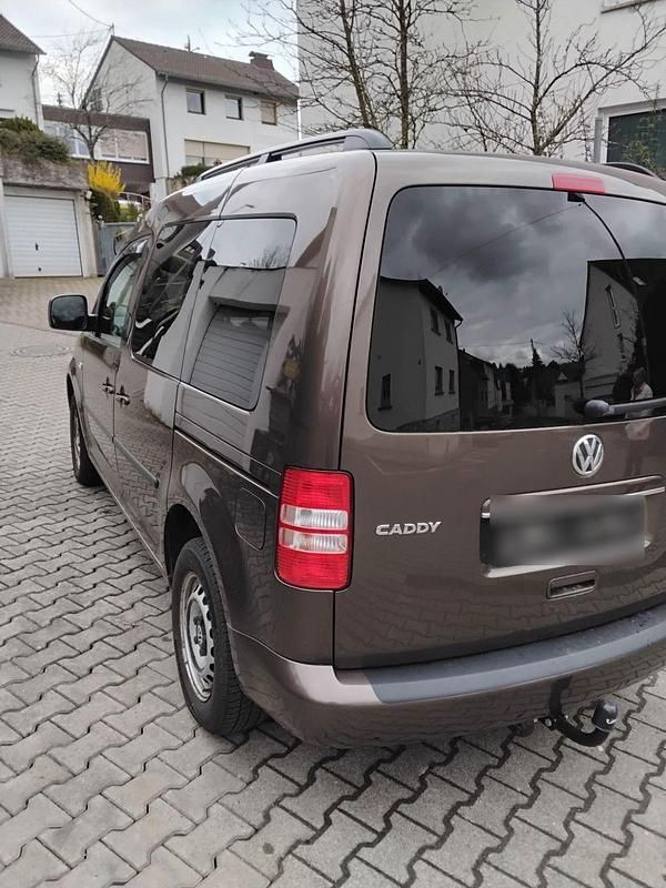 Gebraucht VW Caddy Comfortline 105 PS (77 kW) 2011 Braun Van / Kleinbus