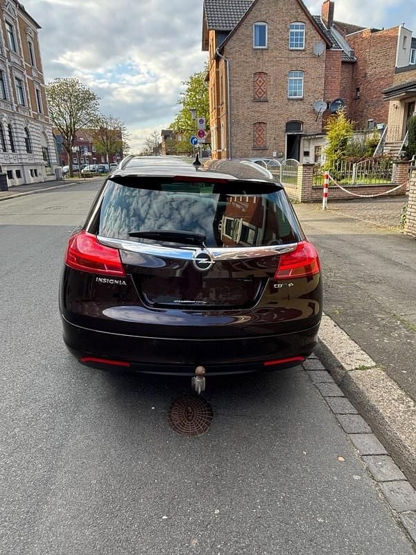 Gebraucht Opel Insignia Innovation 160 PS (117 kW) 2013 Braun Kombi
