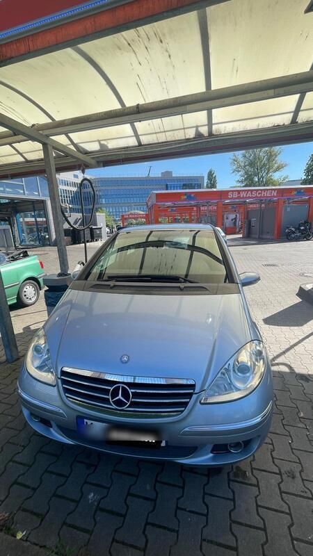 Andere außenfarben Gebraucht 2005 Mercedes A200 Kleinwagen | 2.600 € (Fairer Preis) - Bild 1/4