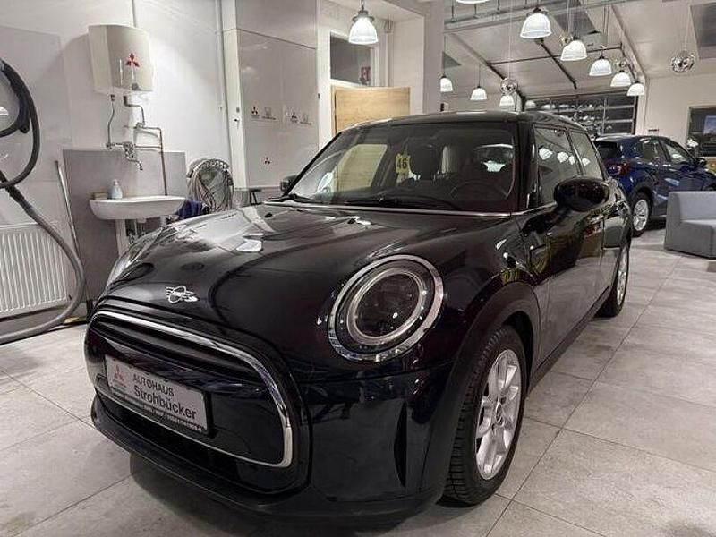 Usado Mini ONE Classic 102 HP (75 kW) 2021 Preto Citadino