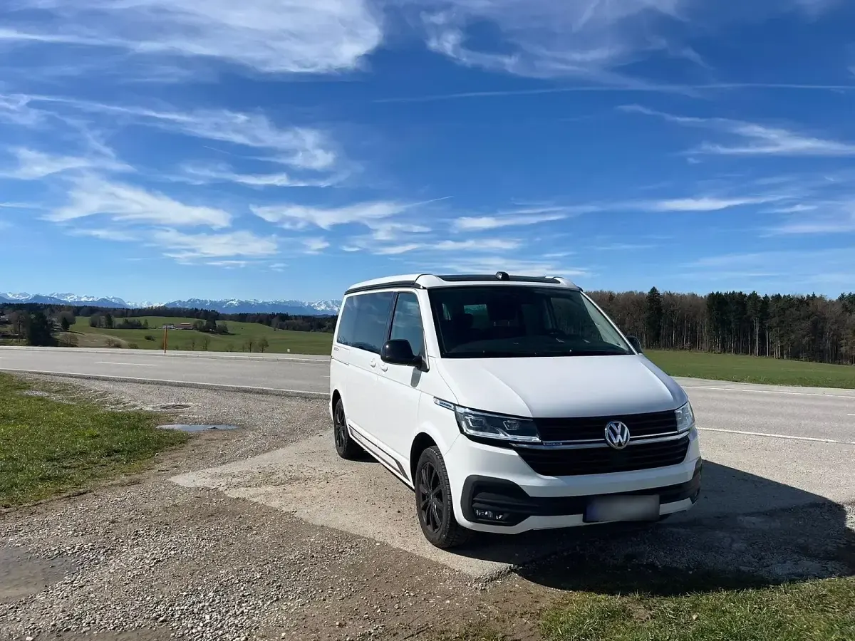 Gebraucht VW California Beach 150 PS (110 kW) 2023 Weiß Van