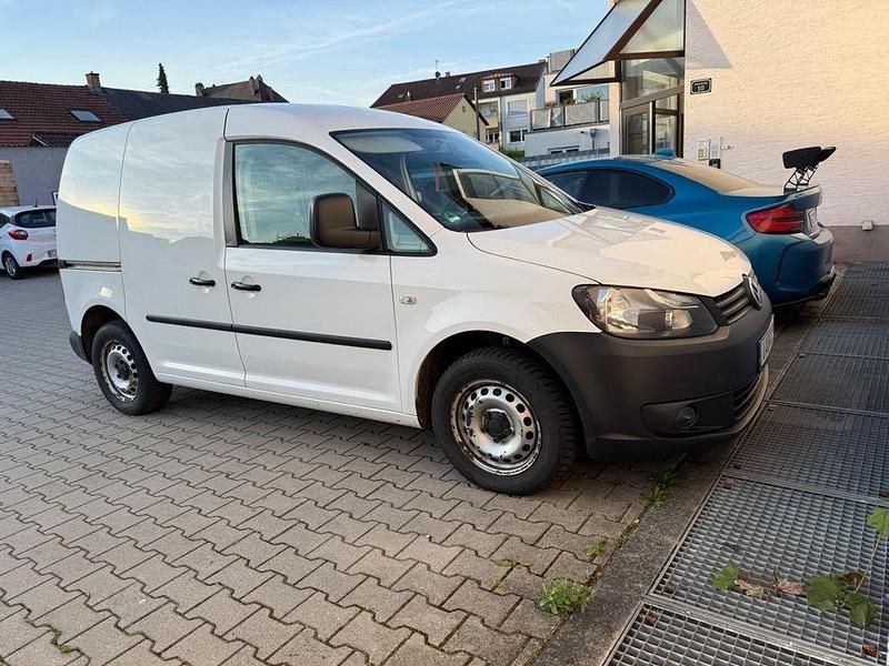 Weiß Gebraucht 2012 VW Caddy Van / Kleinbus | 6.300 € (Guter Preis) - Bild 1/4