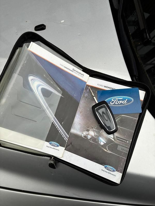 Gebraucht Ford Mondeo 116 PS (85 kW) 2012 Limousine