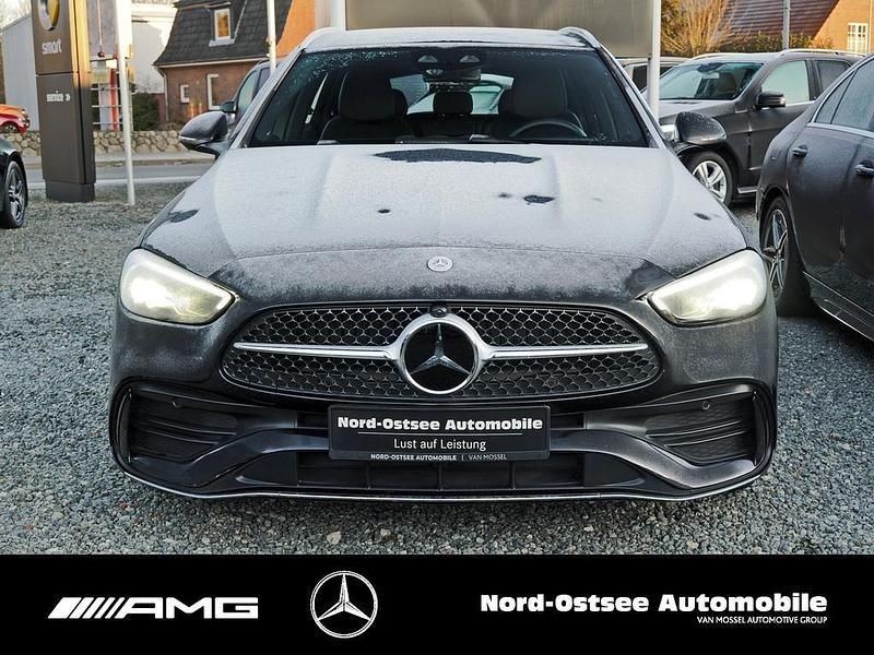 Gebraucht Mercedes C300 AMG 258 PS (189 kW) 2025 Metalliclack obsidianschwarz Kombi