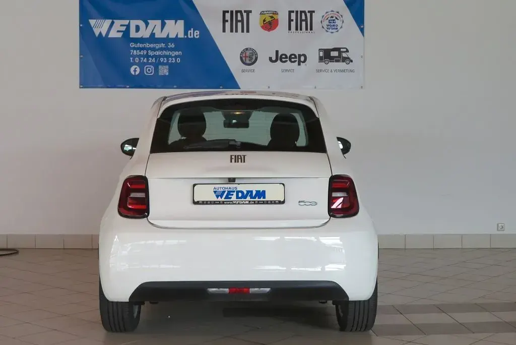 Gebraucht Fiat 500e Icon 69 kW (95 PS) 2023 Weiß Limousine