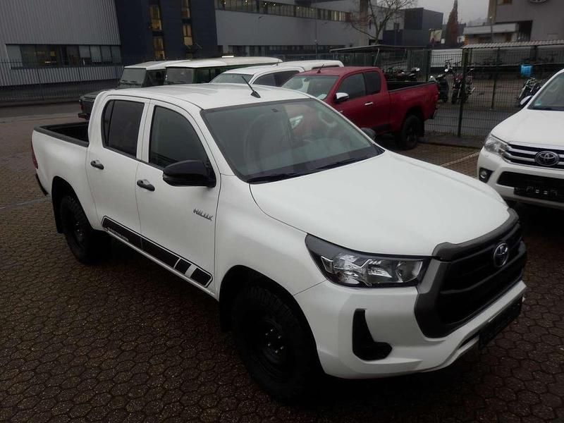 Super white 2 Gebraucht 2021 Toyota HiLux Cool Abholung | 33.880 € (Fairer Preis) - Bild 1/4