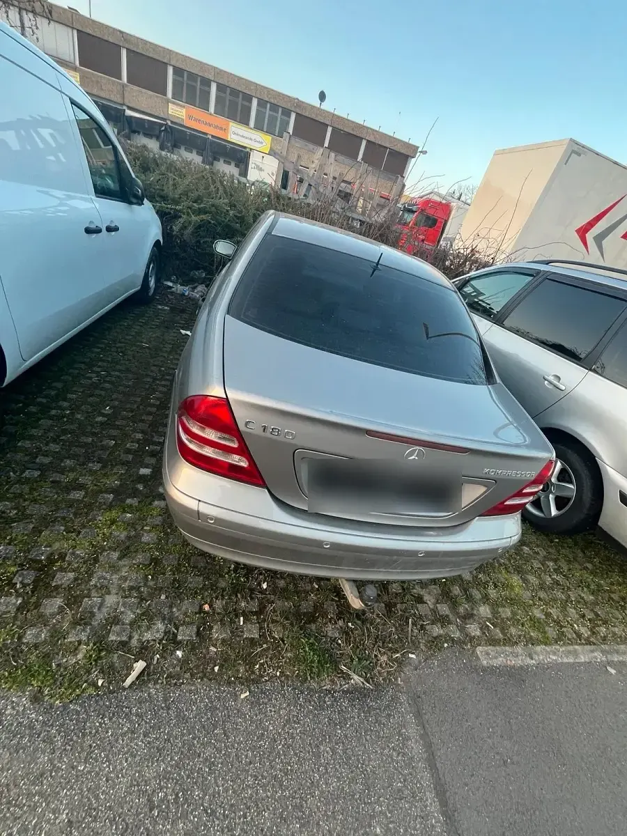 Gebraucht Mercedes C180 2004 Grau Limousine