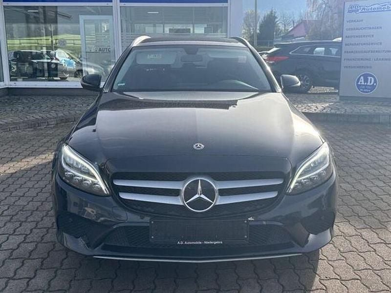 Gebraucht Mercedes C200 230 PS (169 kW) 2019 Schwarz Kombi