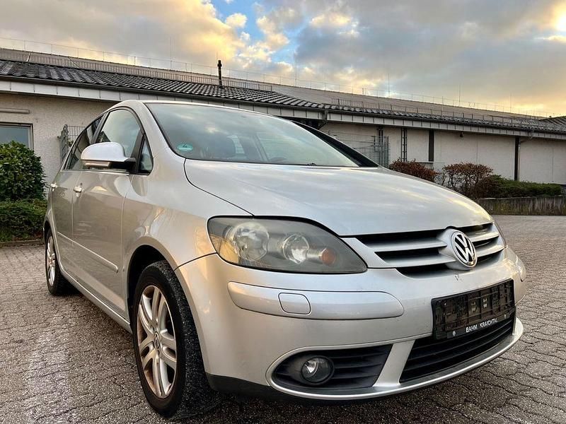 Silber Gebraucht 2007 VW Golf Plus Cross Van / Kleinbus | 6.990 € (Etwas zu teuer) - Bild 1/4