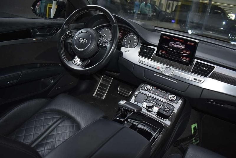 Gebraucht Audi S8 plus 605 PS (444 kW) 2017 Nimbusgrau  perleffekt Limousine
