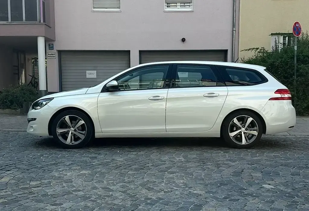 Gebraucht Peugeot 308 SW Access 116 PS (85 kW) 2014 Weiß Kombi