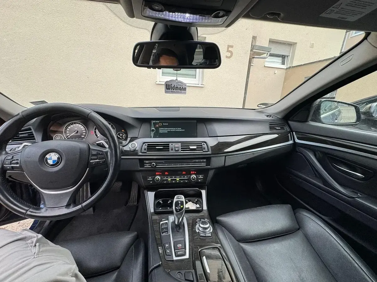 Gebraucht BMW 535 312 PS (229 kW) 2012 Blau Kombi