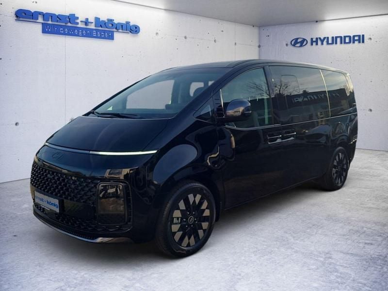 Neu Hyundai Staria Signature 224 PS (164 kW) 2025 Schwarz Van / Kleinbus