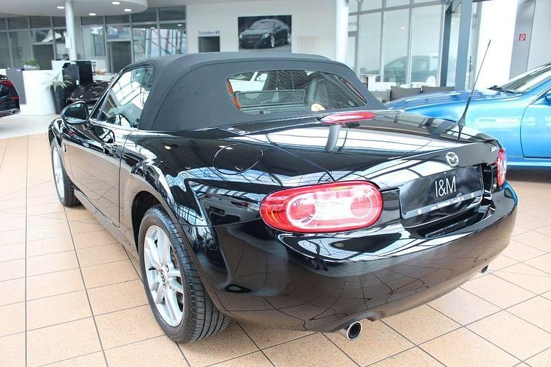 Gebraucht Mazda MX5 Center-Line 126 PS (92 kW) 2013 Schwarz Cabrio