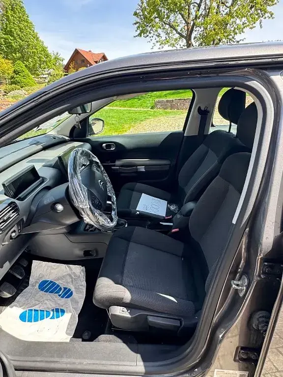 Gebraucht Citroën C4 Feel 110 PS (80 kW) 2018 Grau Limousine