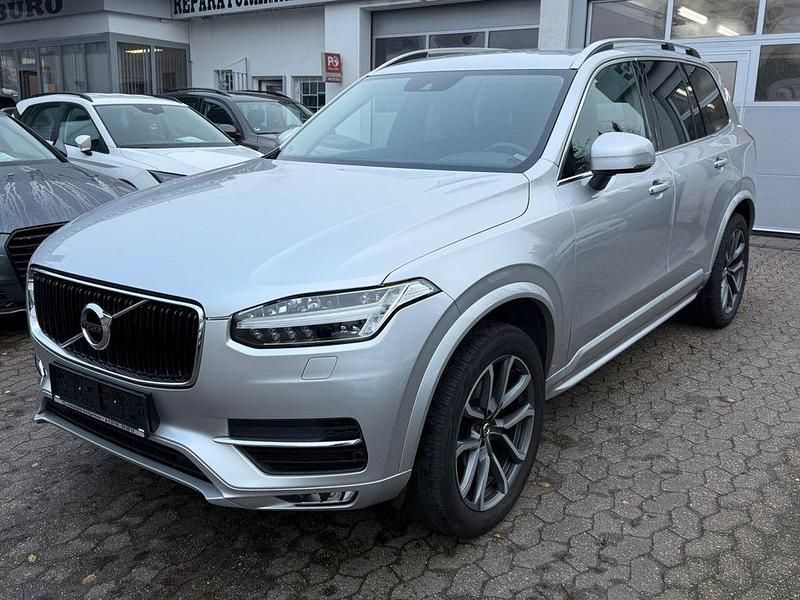 Silber Gebraucht 2019 Volvo XC90 Momentum SUV | 31.998 € (Fairer Preis) - Bild 1/4