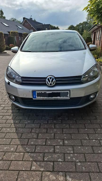 Silber Gebraucht 2012 VW Golf VII Comfortline Limousine | 4.400 € (Fairer Preis) - Bild 1/4
