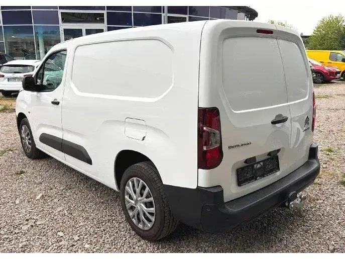 Gebraucht Citroën Berlingo 102 PS (75 kW) 2021 Lack weiss banquise/deckende lac Van / Kleinbus