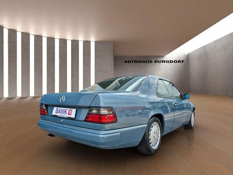 Gebraucht Mercedes 320 220 PS (161 kW) 1993 Blau Coupé