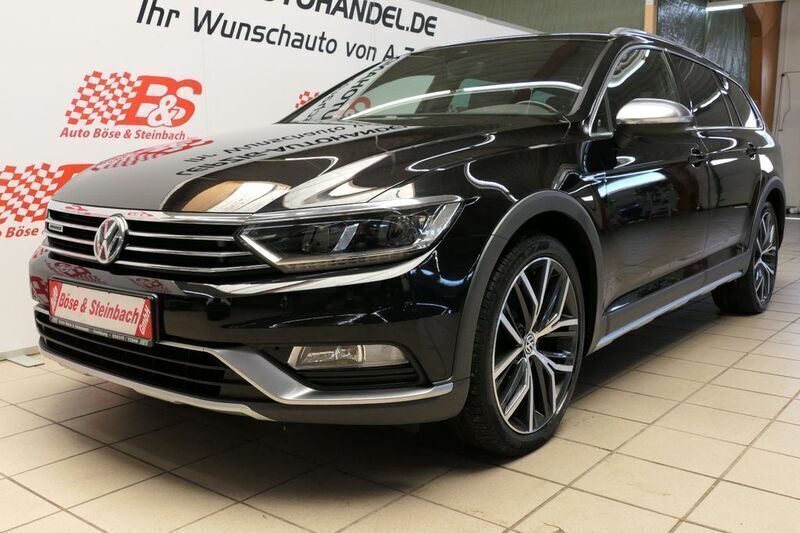 Schwarz Gebraucht 2019 VW Passat Alltrack Kombi | 33.474 € (Teuer) - Bild 1/4