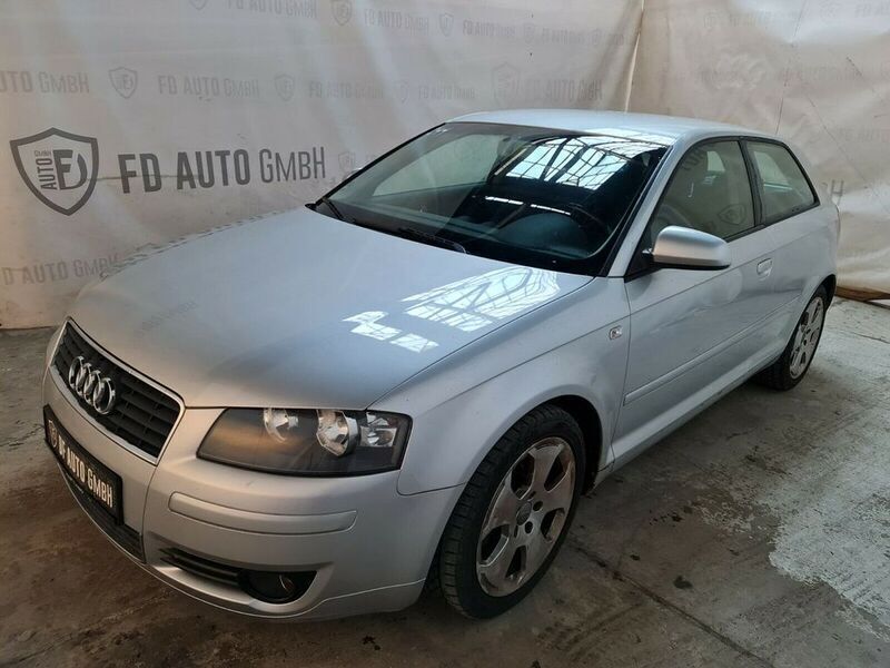 Silber Gebraucht 2007 Audi A3 Ambition Coupé | 2.490 € (Superpreis) - Bild 1/4