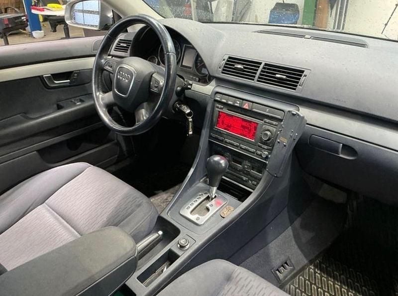 Gebraucht Audi A4 Business 163 PS (119 kW) 2007 Grau Kombi